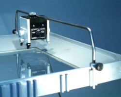 iec-ripple-tank-support-bar-for-ripple-maker