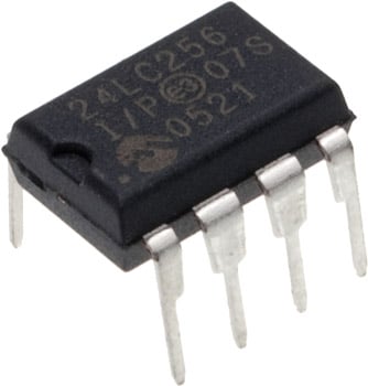 Photo of a 24LC256-I/P EEPROM.