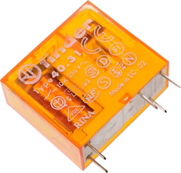 Photo of a Finder SPDT PCB relay that is 24VAC.
