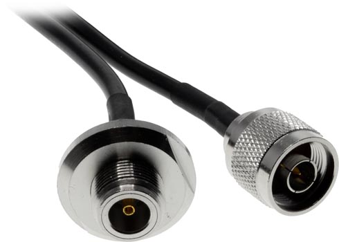Photo of the connectors of an 1m AARC N female to N male RG58U antenna cable.