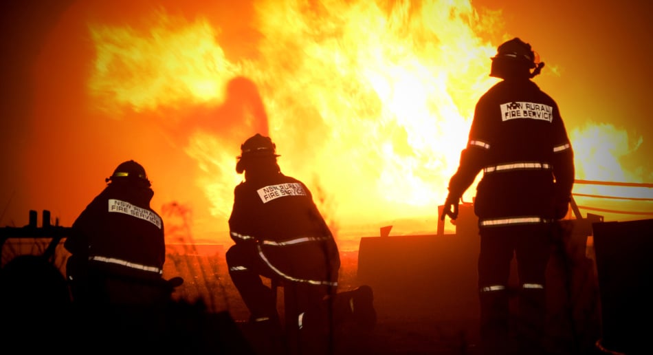 3 Firefighters Battling NSW Bushfire